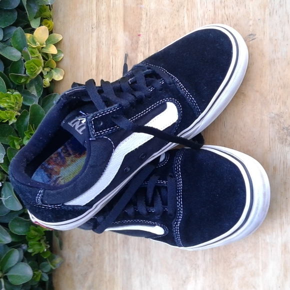 Vans Other - Men's size 6 and a half leather uppers vans skateboard shoes